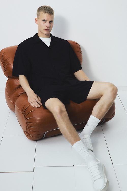 Regular fit shorts - black