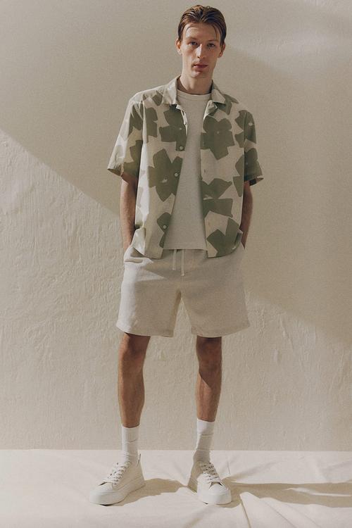 Regular fit cotton resort shirt - beige patterned 