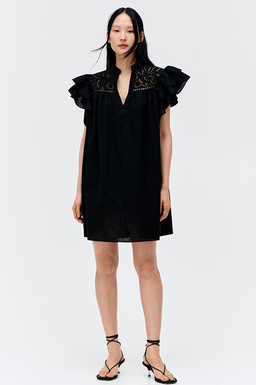 Flutter-sleeve dress with broderie anglaise - black
