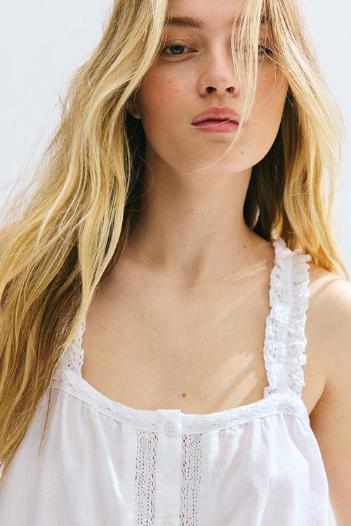 Lace-detail strappy top - white