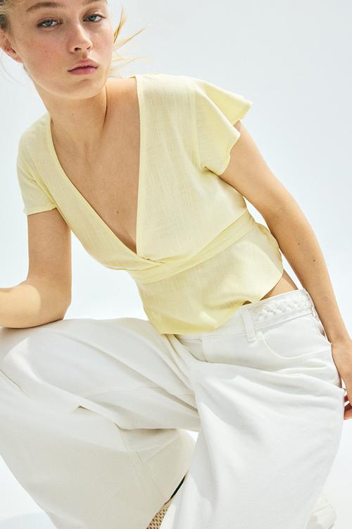 Linen-blend blouse - pale yellow