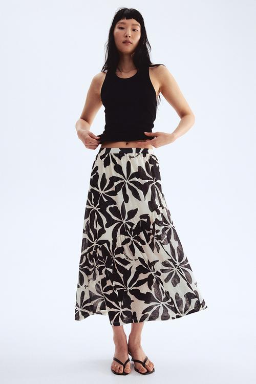 Sheer-knit skirt - white & black floral 