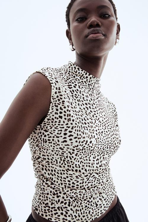 Draped turtleneck top - light beige leopard print