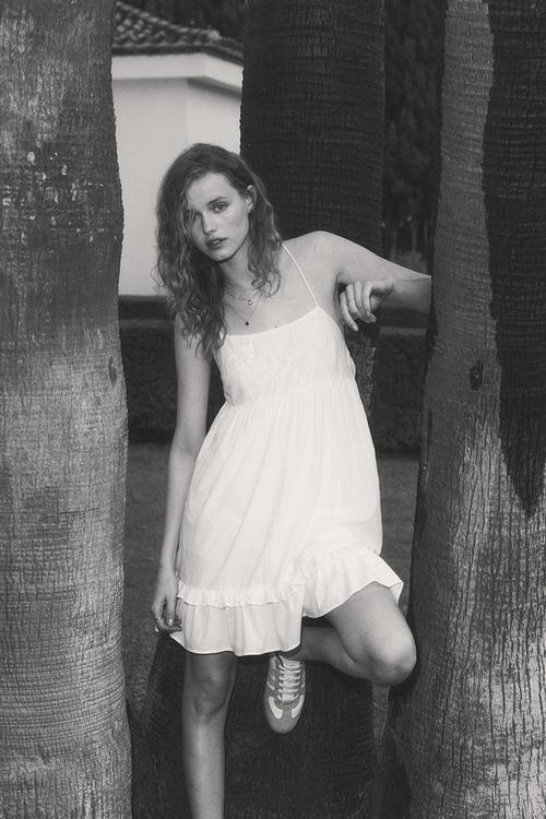 Cotton strappy dress - white