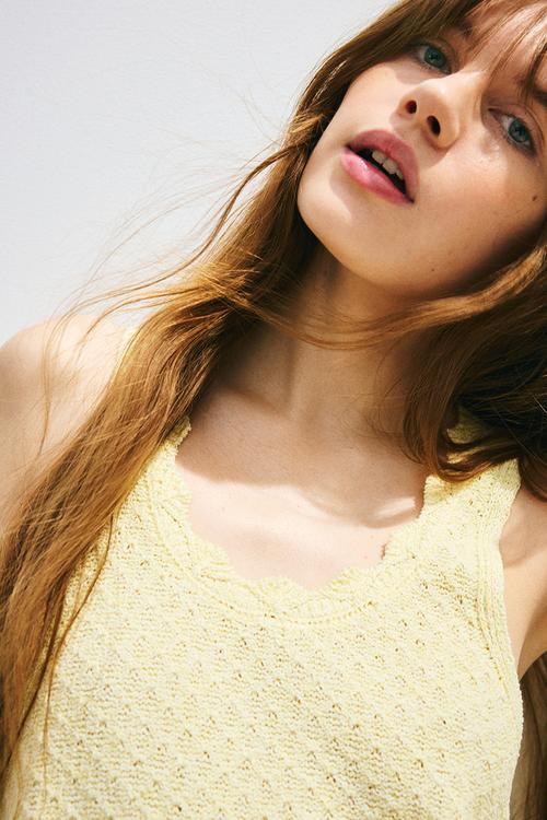 Crochet-look vest top - light yellow