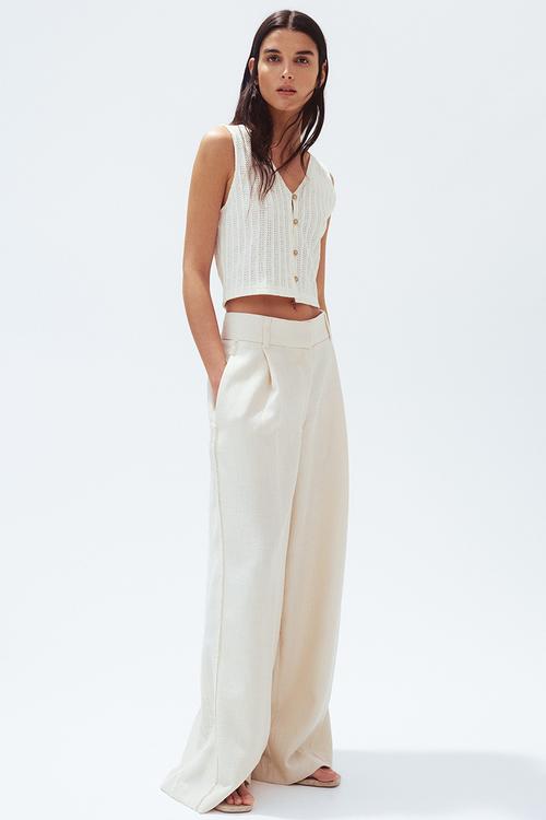 Textured jersey waistcoat - cream