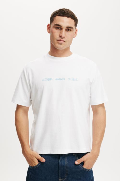 Cropped Fit Graphic T-shirt - White/Solaris