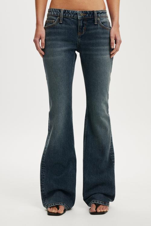 Low rise bootcut jean - tear drop blue