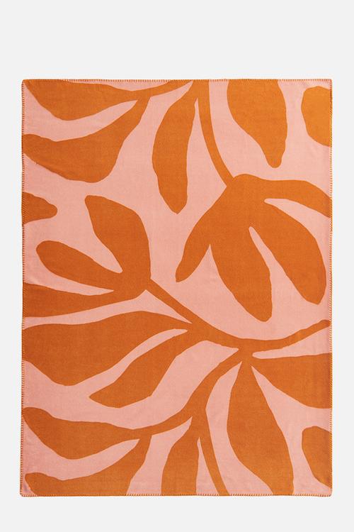 Patterned fleece blanket - pink/patterned