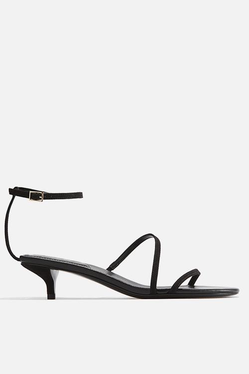 Heeled strappy sandals - black