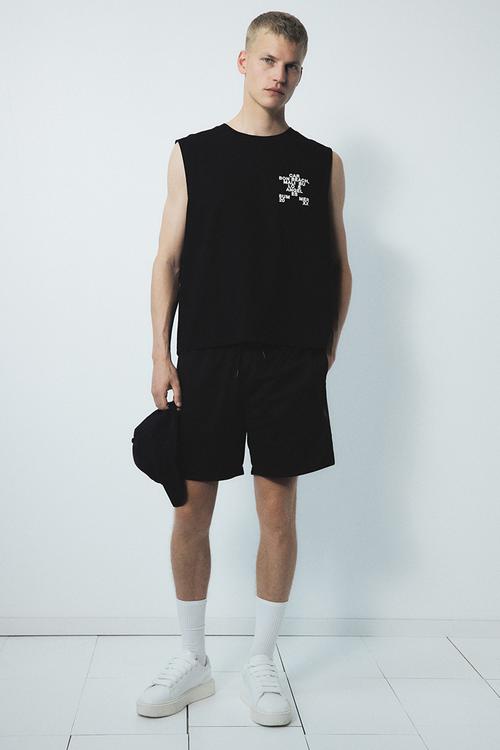 Loose fit printed vest top - black carbon beach