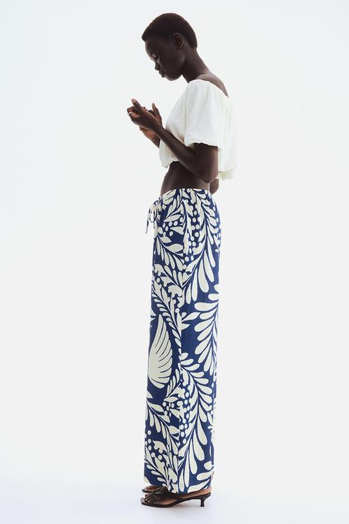Wide pull-on trousers - blue & cream patterned