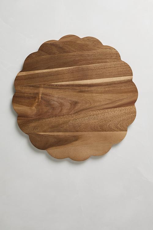 Scalloped Edge Wooden Board 36.5x36.5x1.5cm - brown
