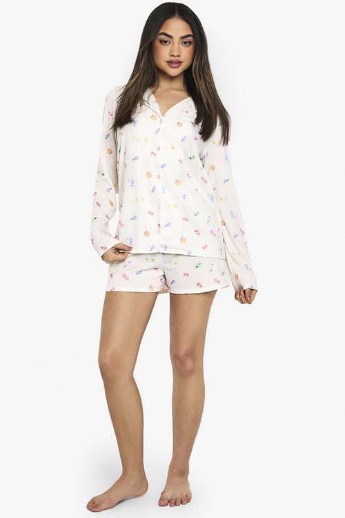 Sweets print long sleeve shirt & shorts pyjama set - cream