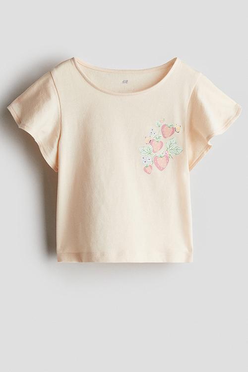 Flutter-sleeved cotton top - light pink strawberries
