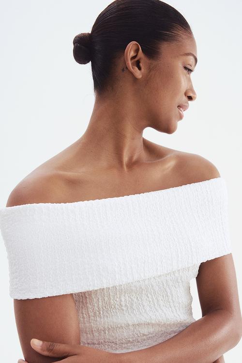 Off-the-shoulder top - white