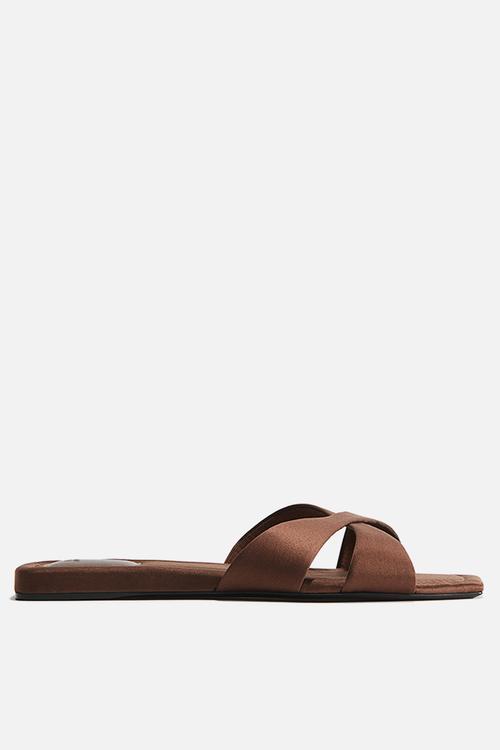 Crossover-strap sandals - brown