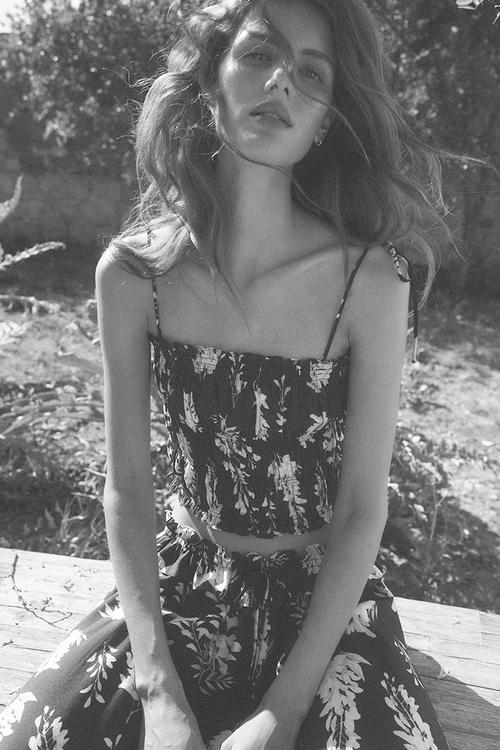 Tie-strap smocked top - black/floral 