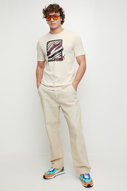 GRAPHIC Sneaker Tee - Alpine Snow