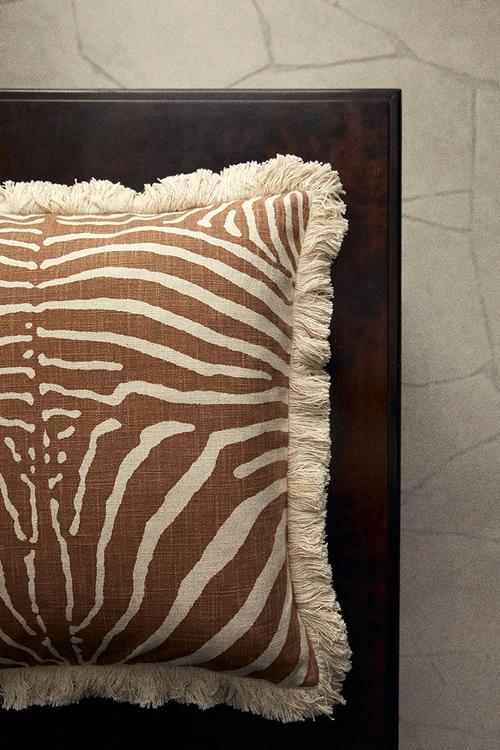 Fringed linen-blend cushion cover - light brown/zebra print