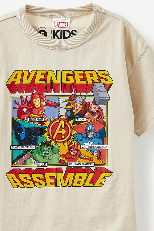 Licensed drop shoulder short sleeve tee - lcn mar raiy day/avengers assemble