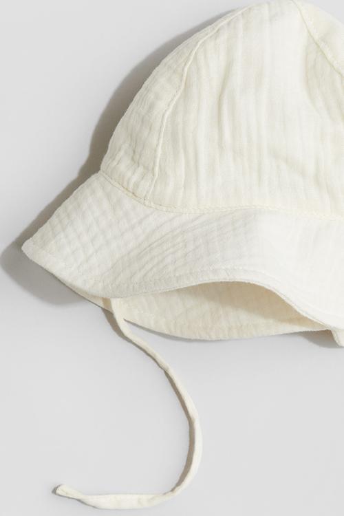 Cotton muslin sun hat - white
