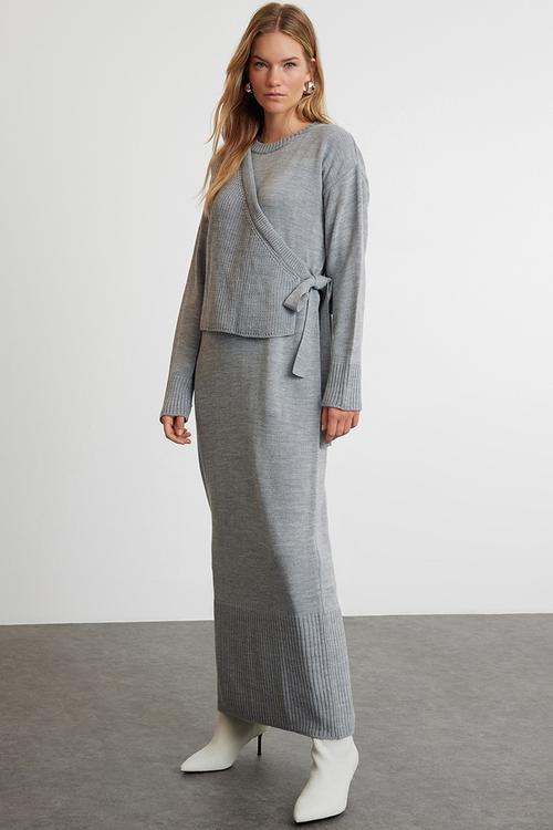 Gray Knitwear Cardigan and Dress Set - Gray