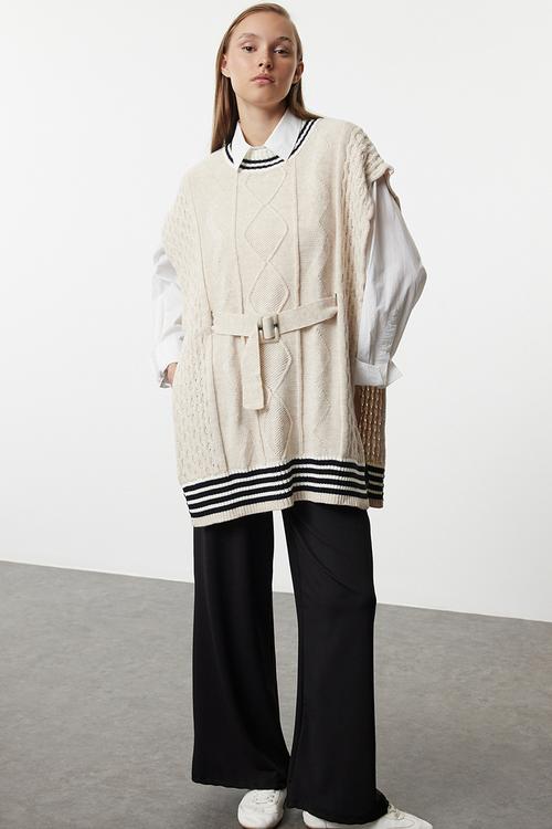Knitwear Sweater - Cream