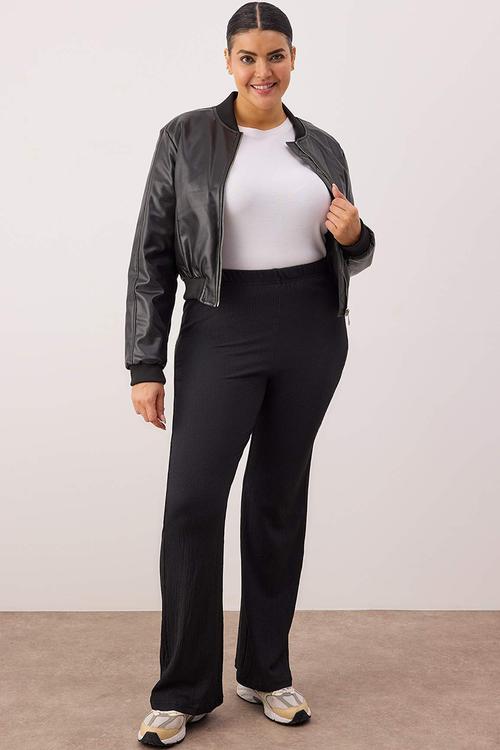 Plus size high waist flare leg pants - black