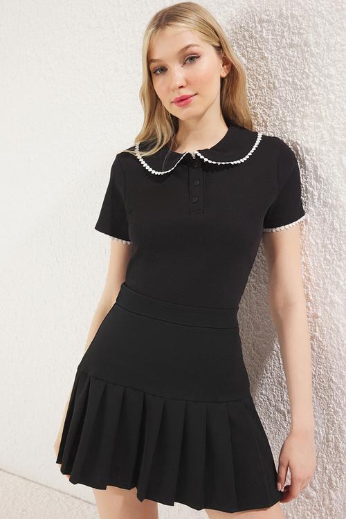 Button-Fitting Stretchy Ribbed Knitted Blouse - Black