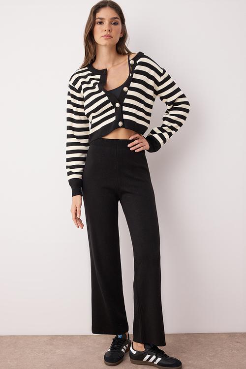 Crop/Short Knitwear Bottom-Top Set - Black*001