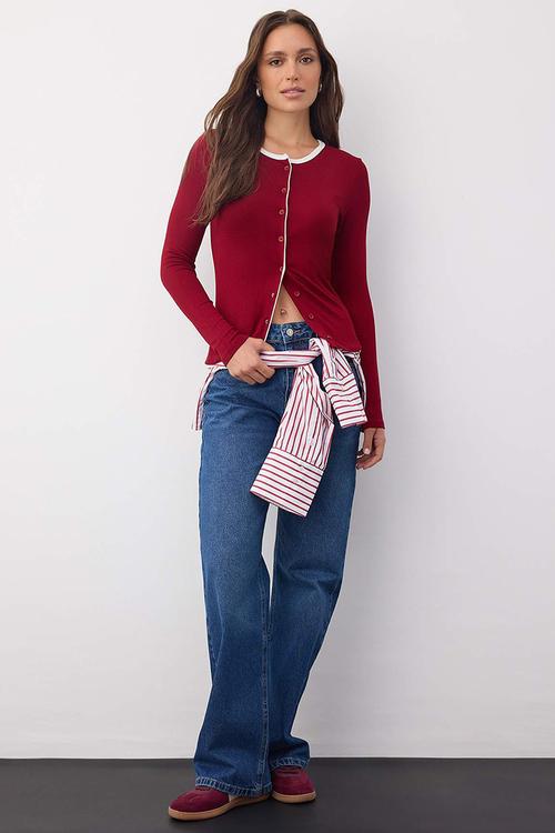 Block Button Knitted Blouse - Burgundy