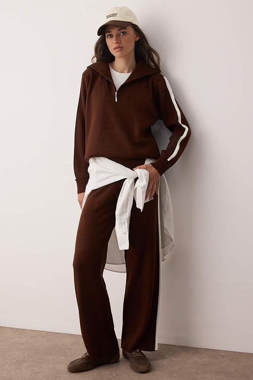 Zipper Stand Collar Sweater-Pants Knitwear Bottom - Top Set - Brown