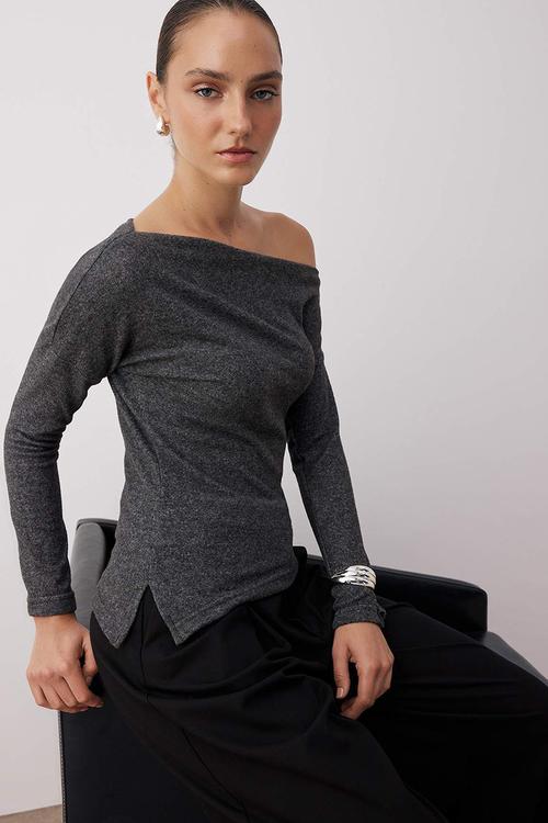 Asymmetric Collar Soft Knitted Blouse - Black