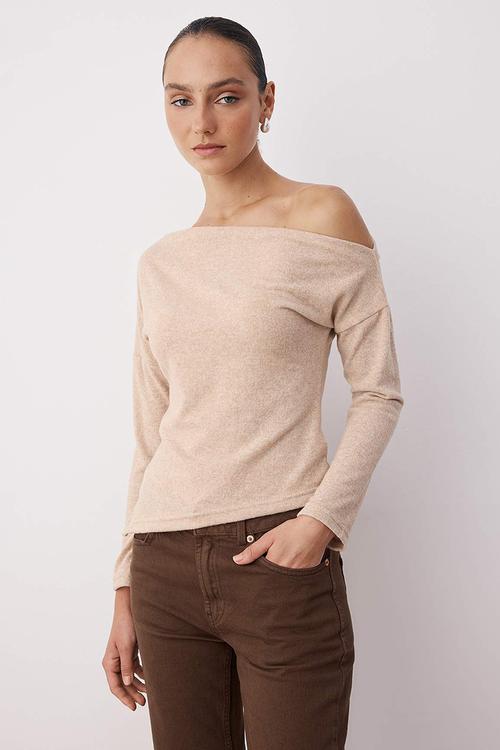 Asymmetric Collar Soft Knitted Blouse - Beige