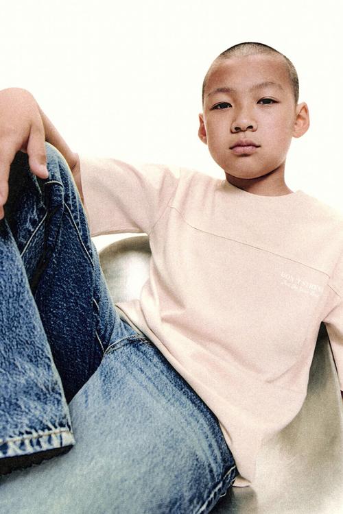 T-shirt groove - light pastel brown