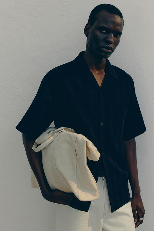 Regular fit textured resort shirt - navy blue