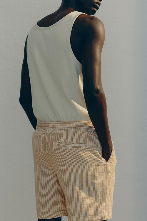 Regular fit woven shorts - yellow striped