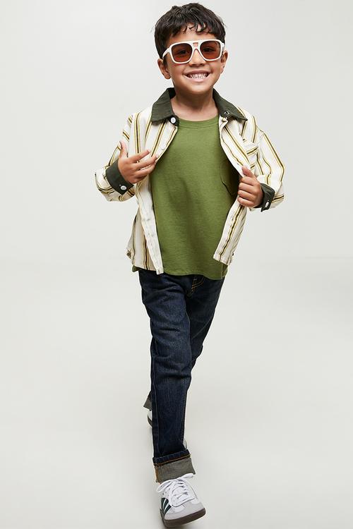 Asymmetrical front hem tee with stylised pocket - sap green