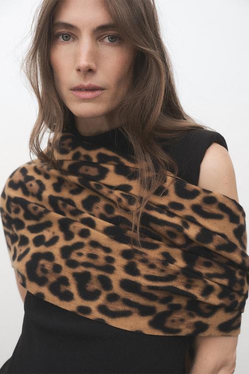 Leopardo scarf-brown
