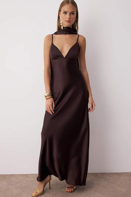 Maxi Woven Straight Cut dress - Brown