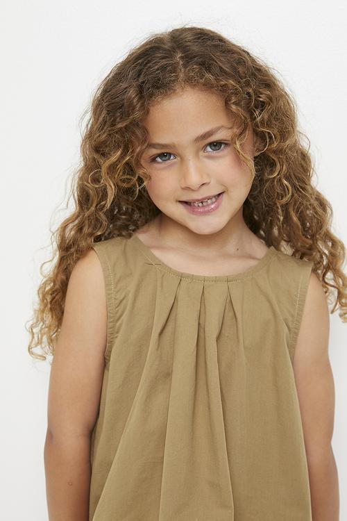 Knife pleated top with bermuda shorts - tan