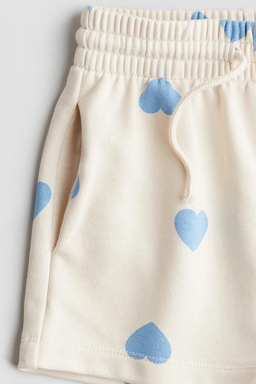 Sweatshorts - cream hearts
