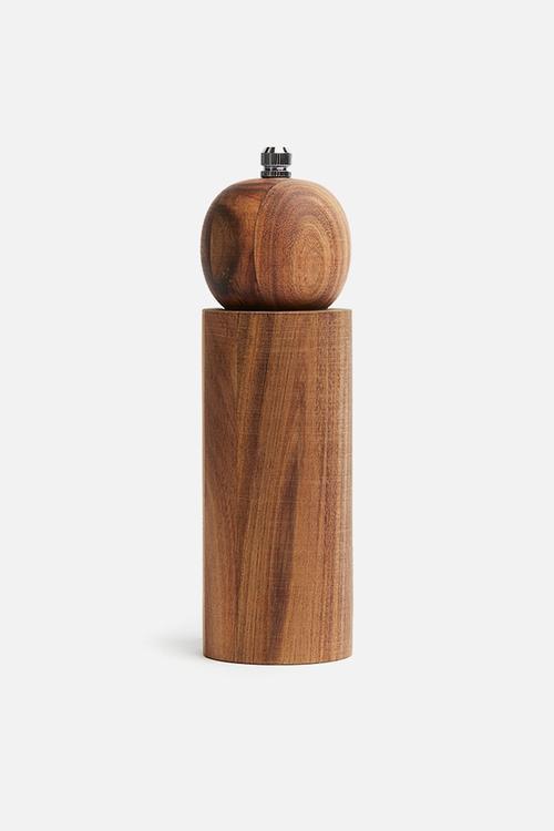 Wooden grinder - brown