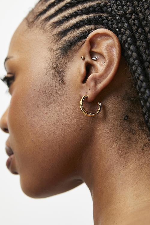 Elegant Twisted Hoop Earrings - Gold