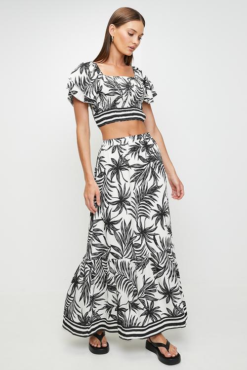 Cap Sleeve Crop Top With Pull On Maxi Skirt Set - Black/ White