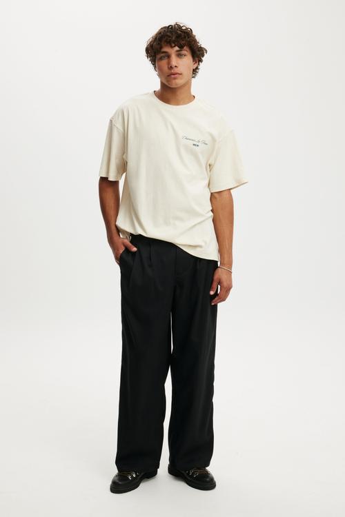 Box Fit Graphic T-shirt - Creampuff/Apres Ski