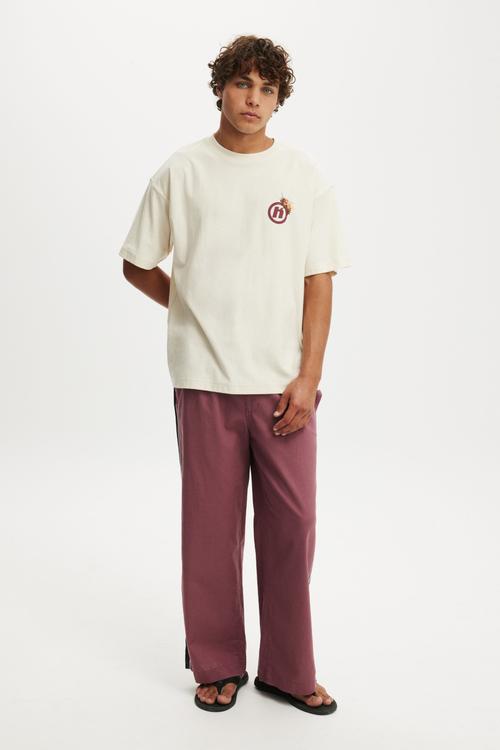Box Fit Graphic T-shirt - Creampuff/Hedonism