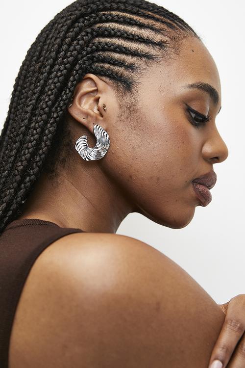 Eleanor studded earrings - silver