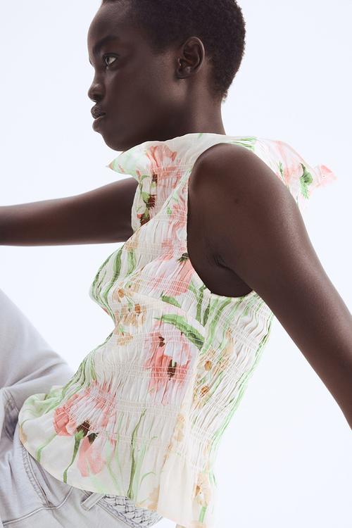 Smocked top - light pink floral 